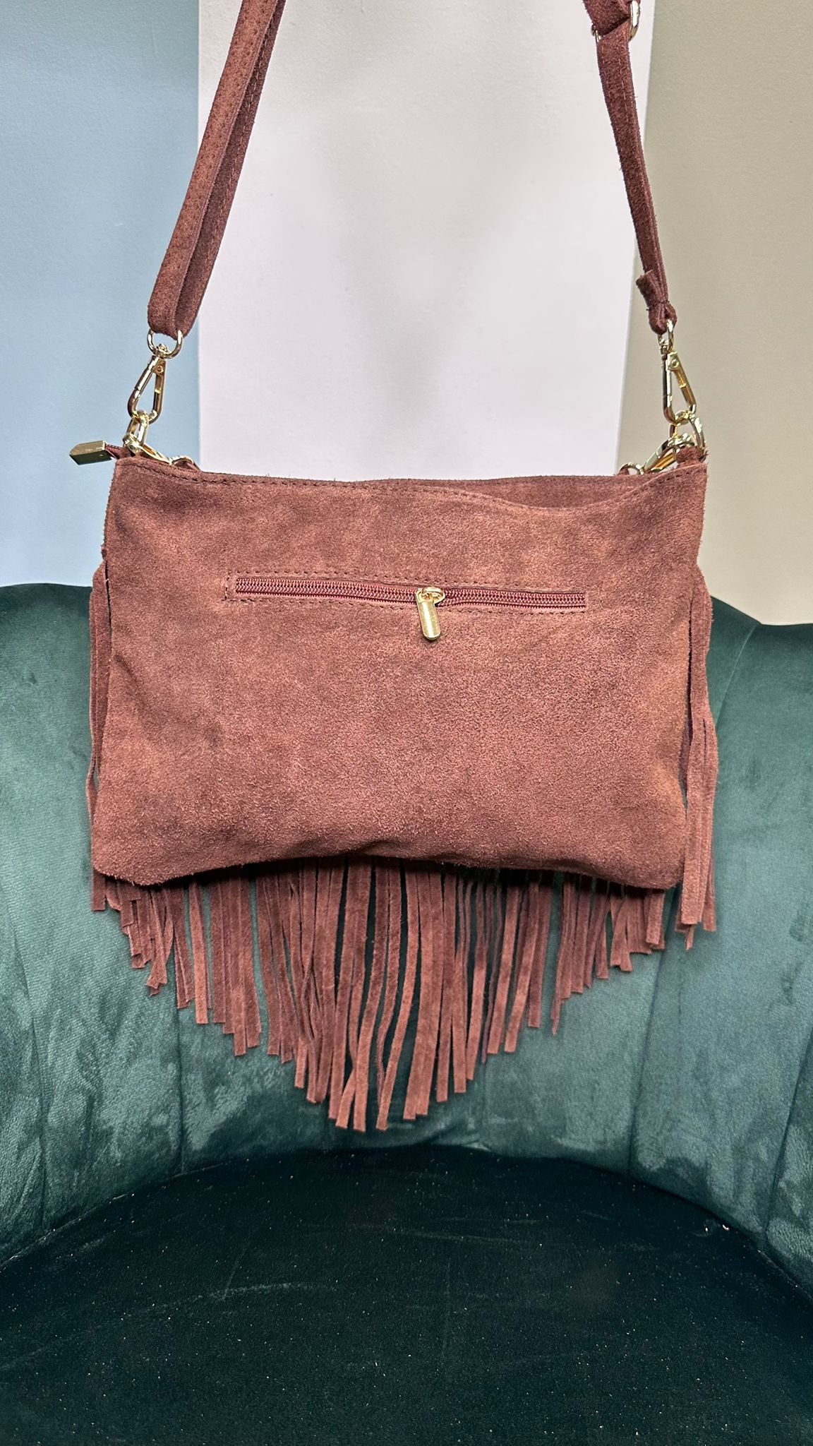 Borsa Piccola con frange modello MC12193 in pelle scamosciata