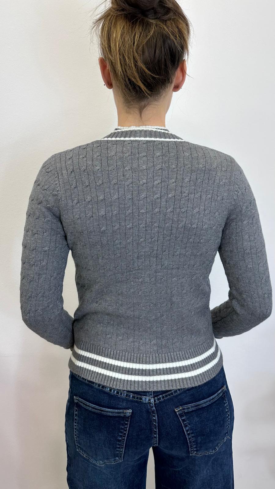 Cardigan "OPEN" con trecce