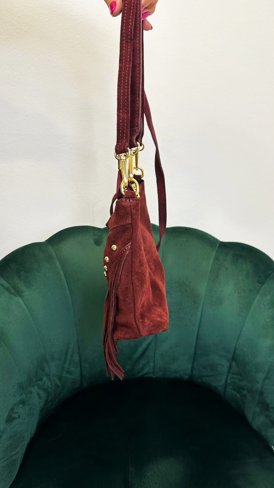 Borsa Piccola con frange modello MC12193 in pelle scamosciata