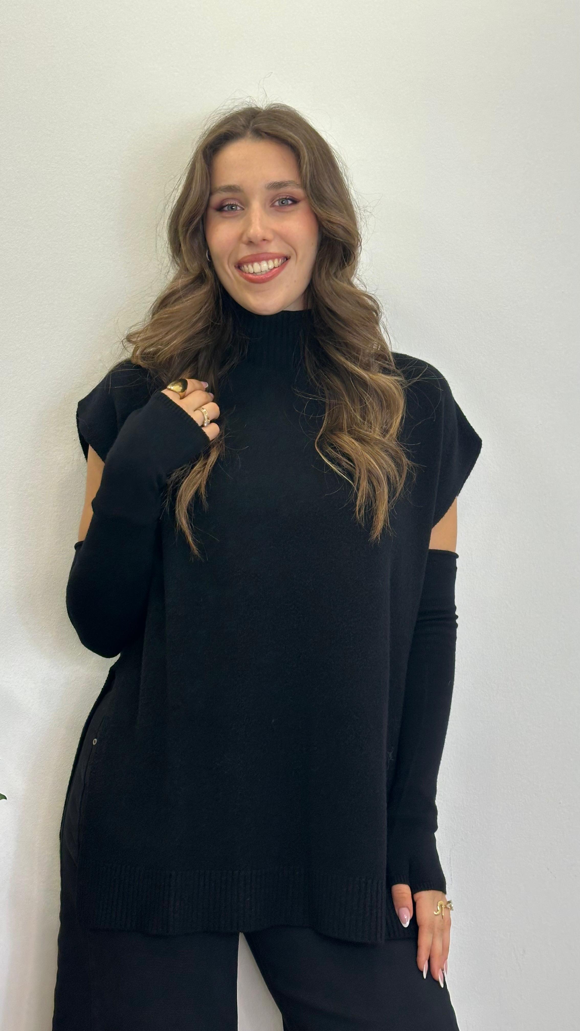Maglia Smanicata "LINDA" lunga con spacchi laterali