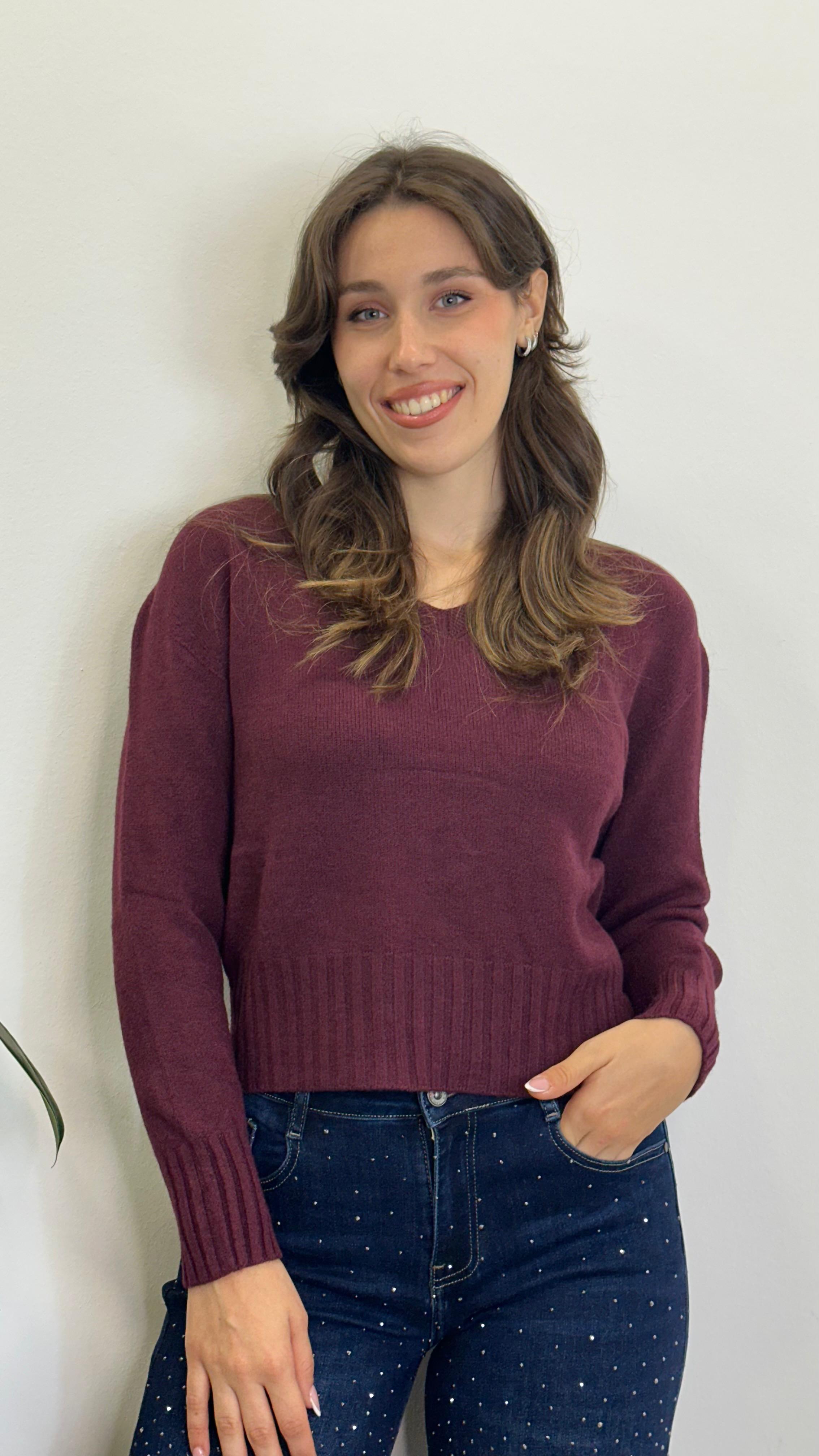 Maglia "BASICA 1" con scollo a V