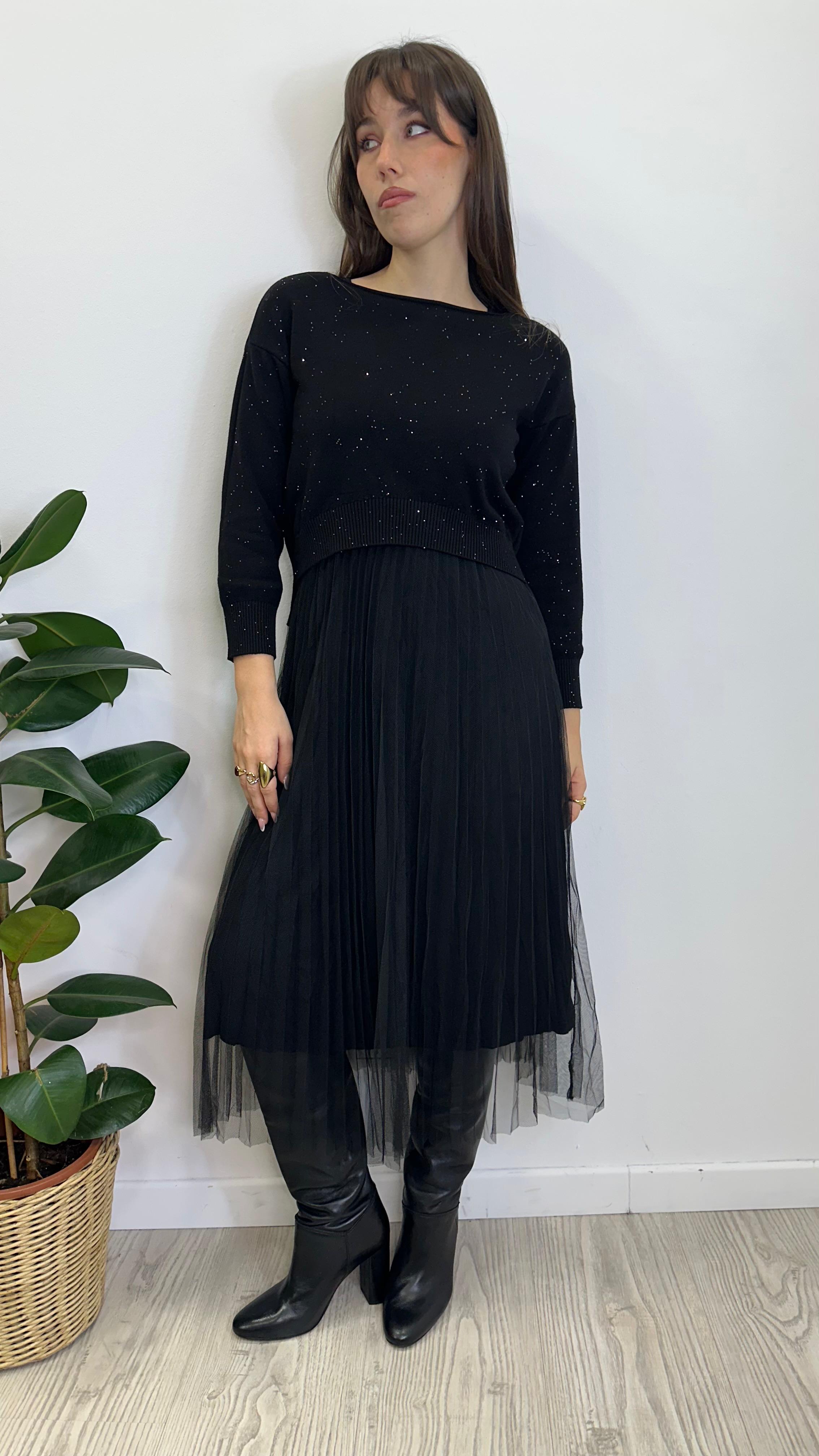 Abito "PECHINO" in maglia con punti luce