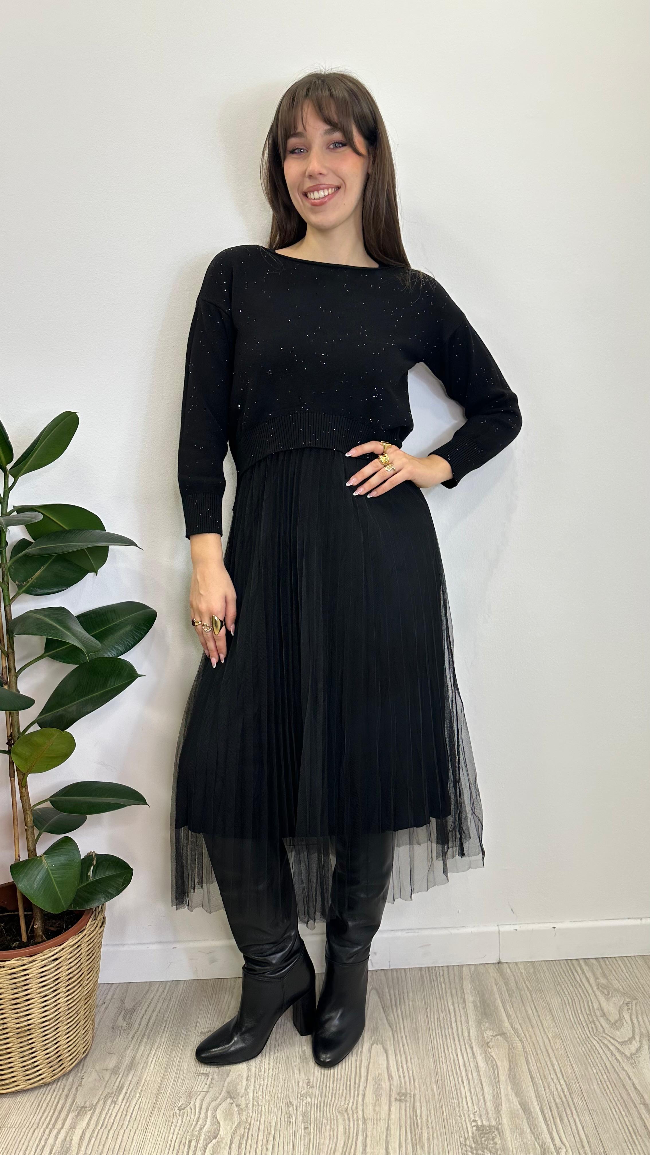 Abito "PECHINO" in maglia con punti luce