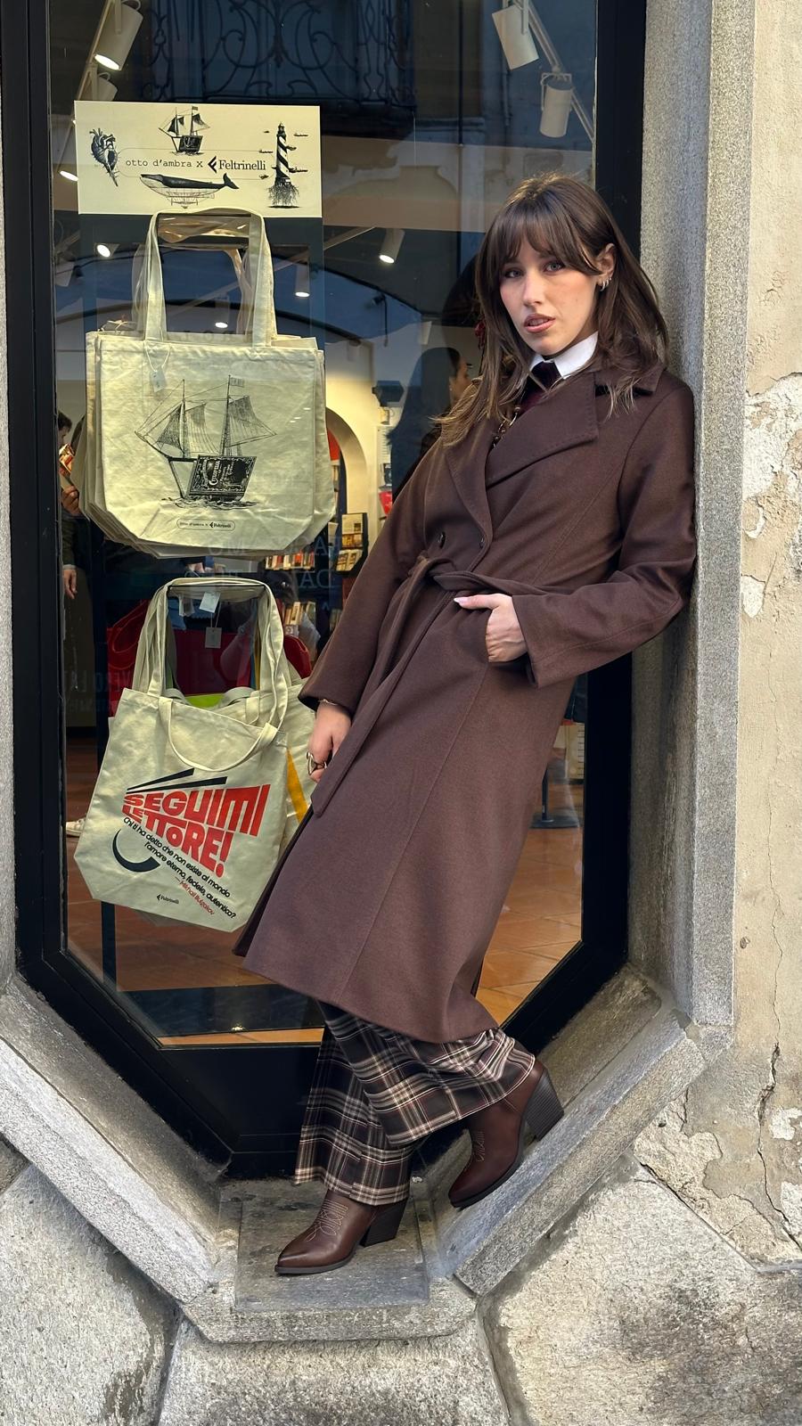 Cappotto "FRIDA" con cintura e doppiopetto