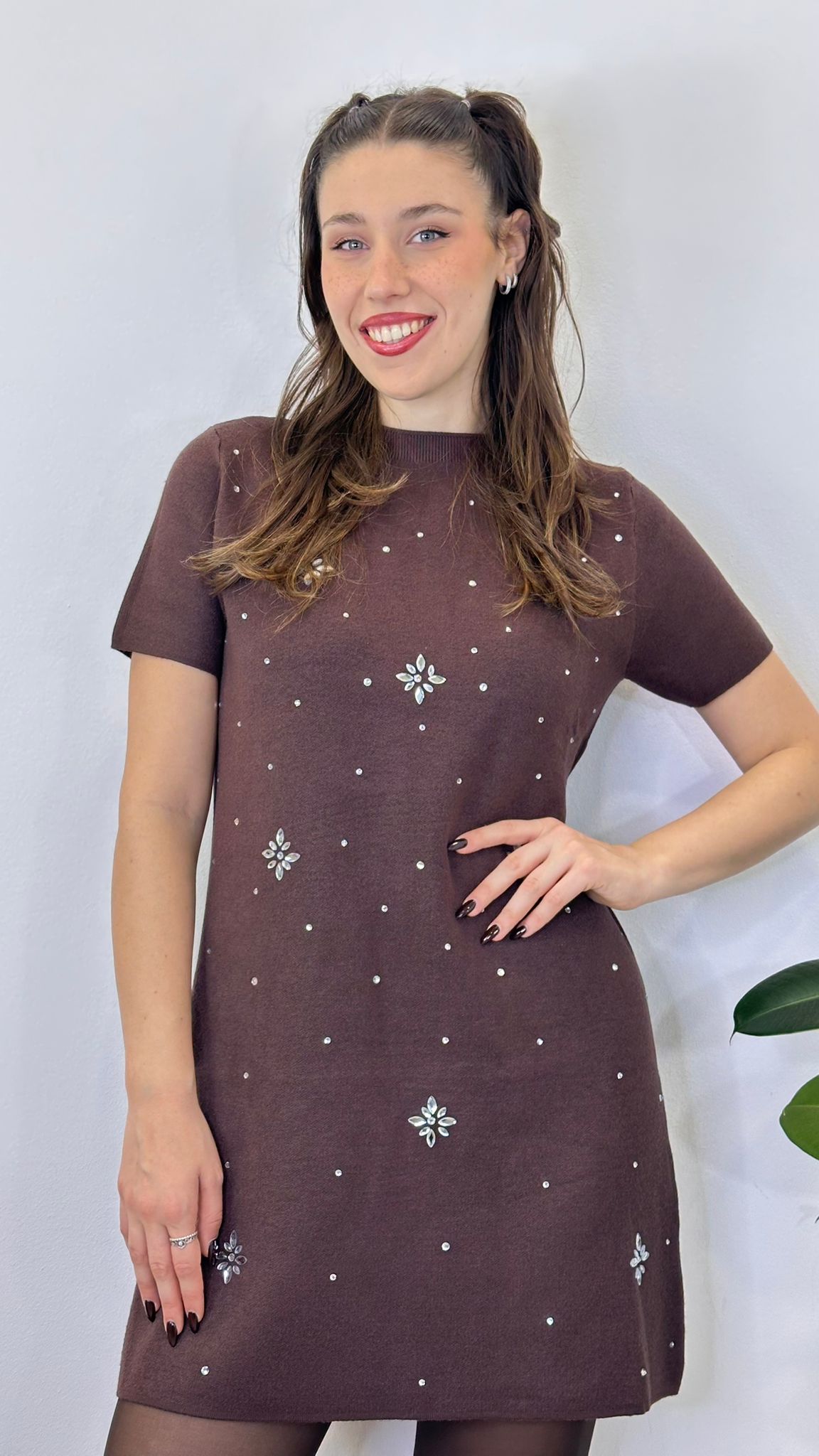 Abito "SNOW"in maglia con dettagli in strass