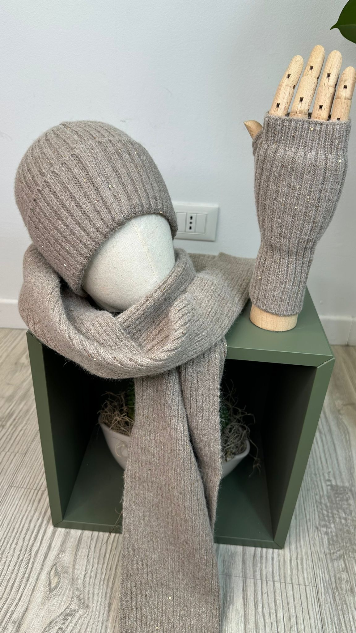 set "POLAR" guanti+sciarpa+cuffia