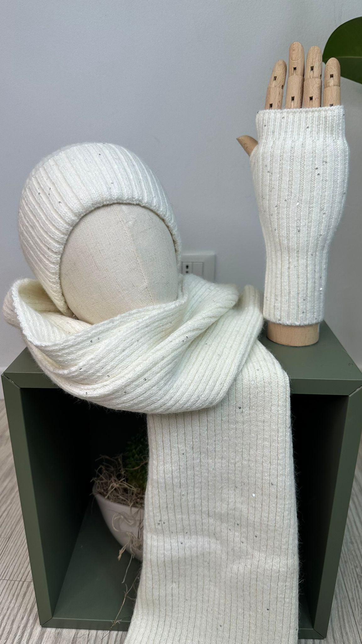 set "POLAR" guanti+sciarpa+cuffia