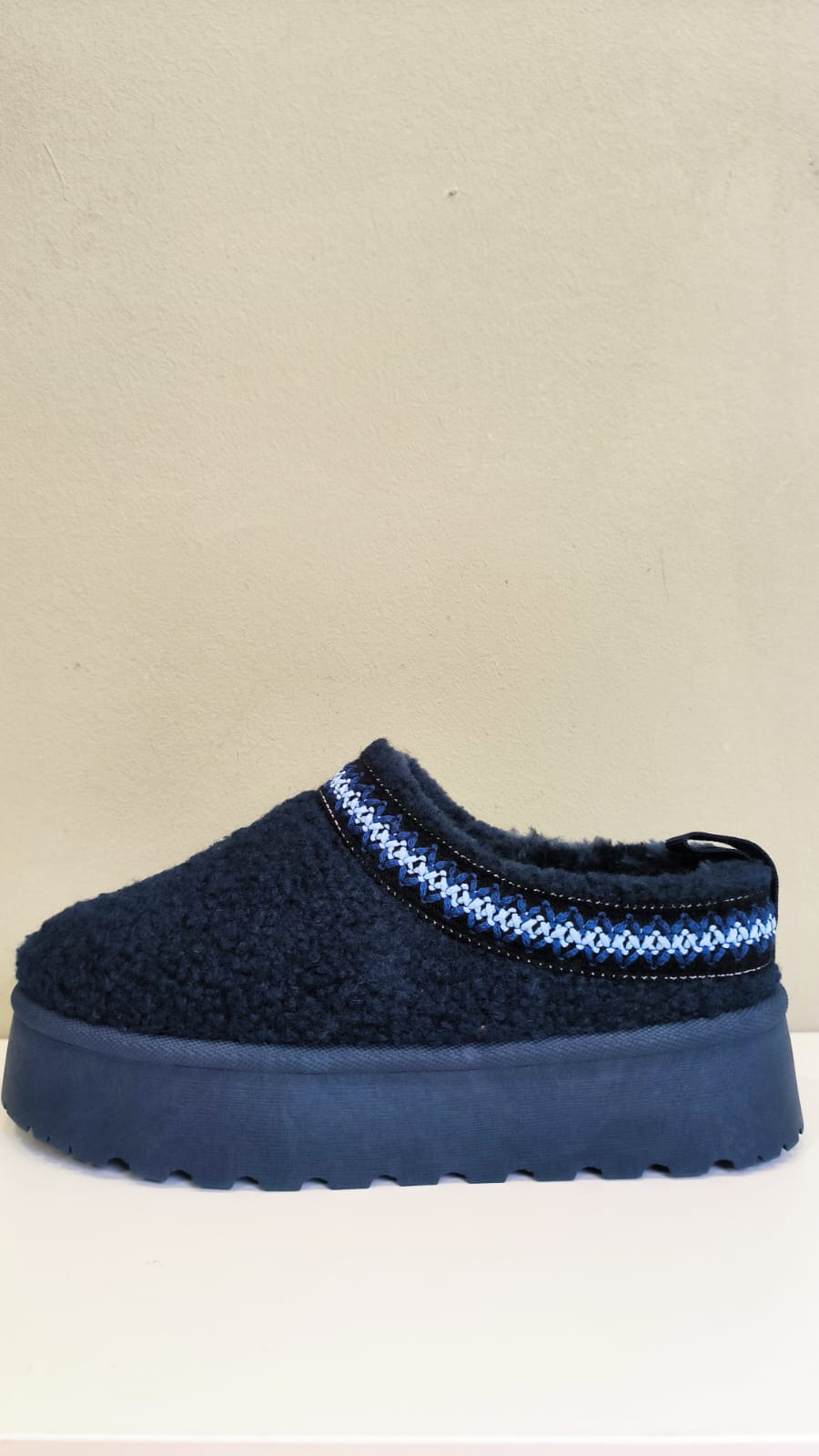 "SABOT" con pelo tipo ugg art.51229