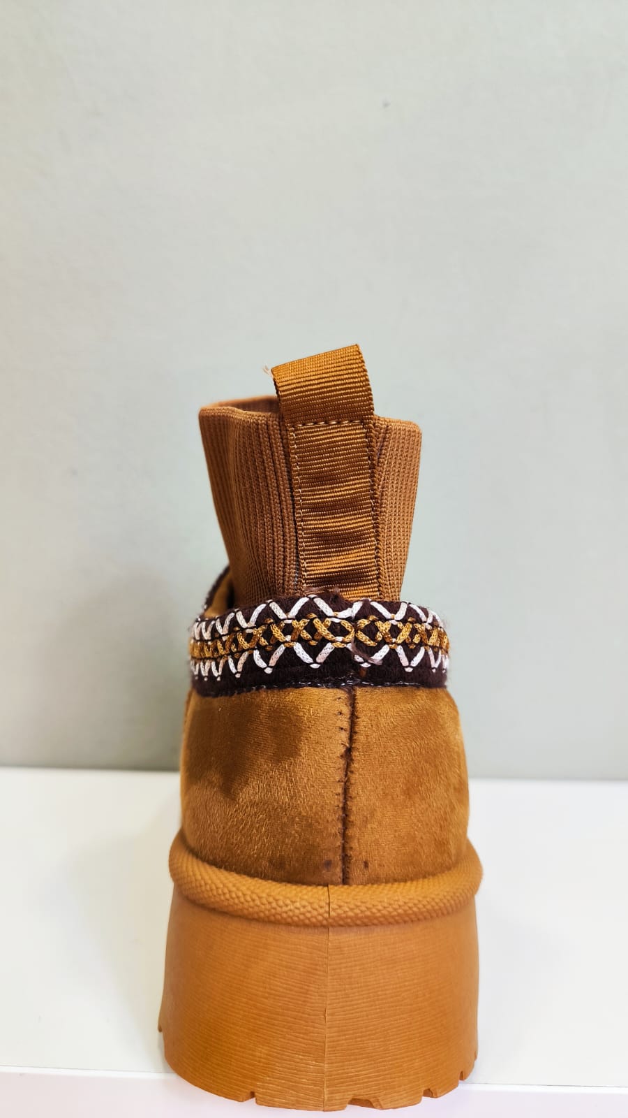 "SCARPONCINO" con pelo stile ugg ar.51228