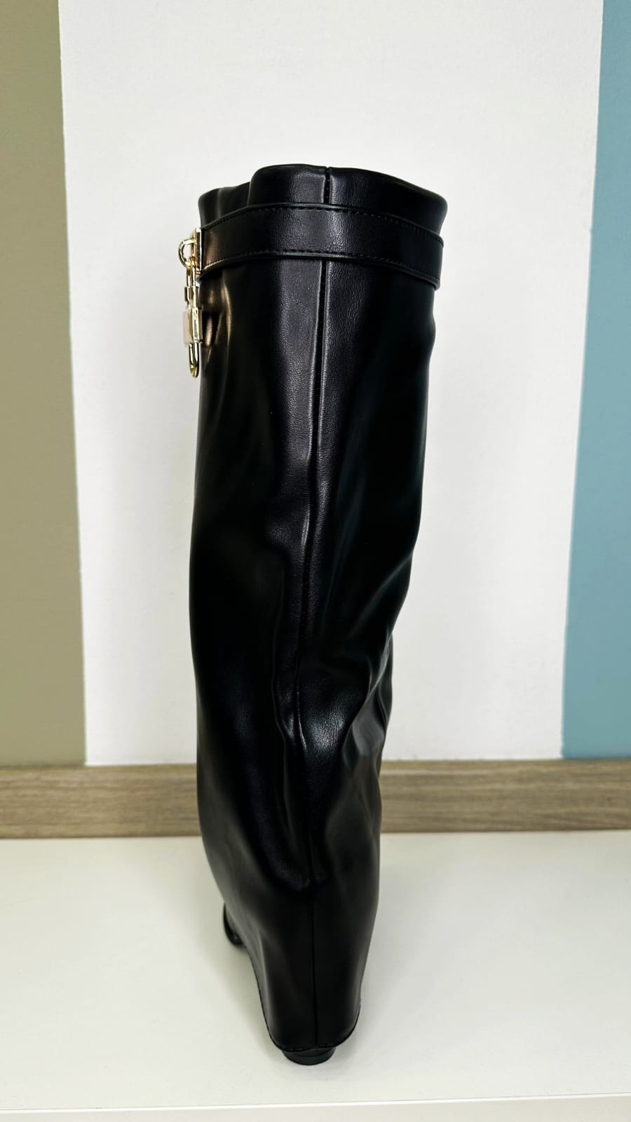 Stivale "SHARK" stile givenchy