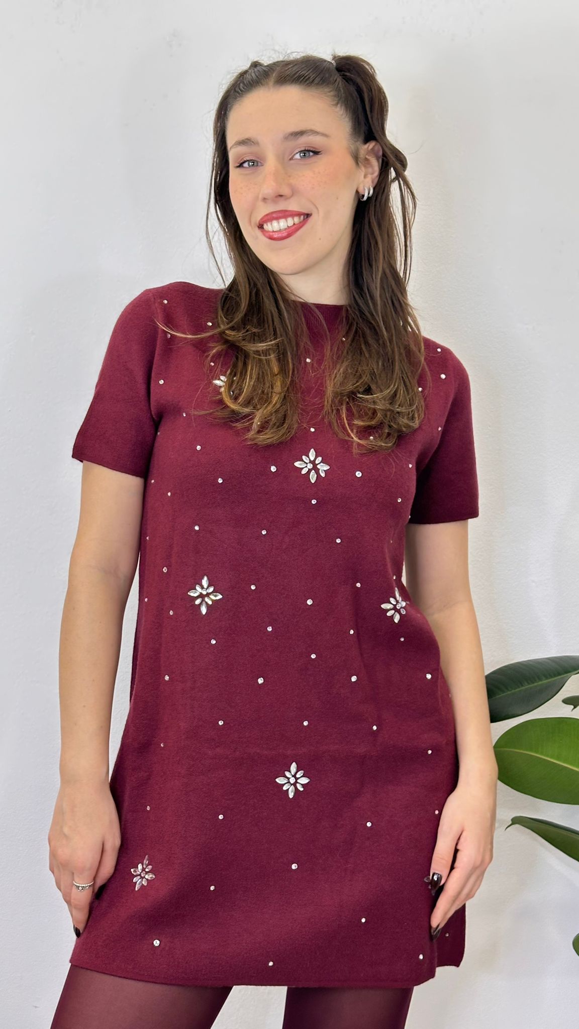 Abito "SNOW"in maglia con dettagli in strass