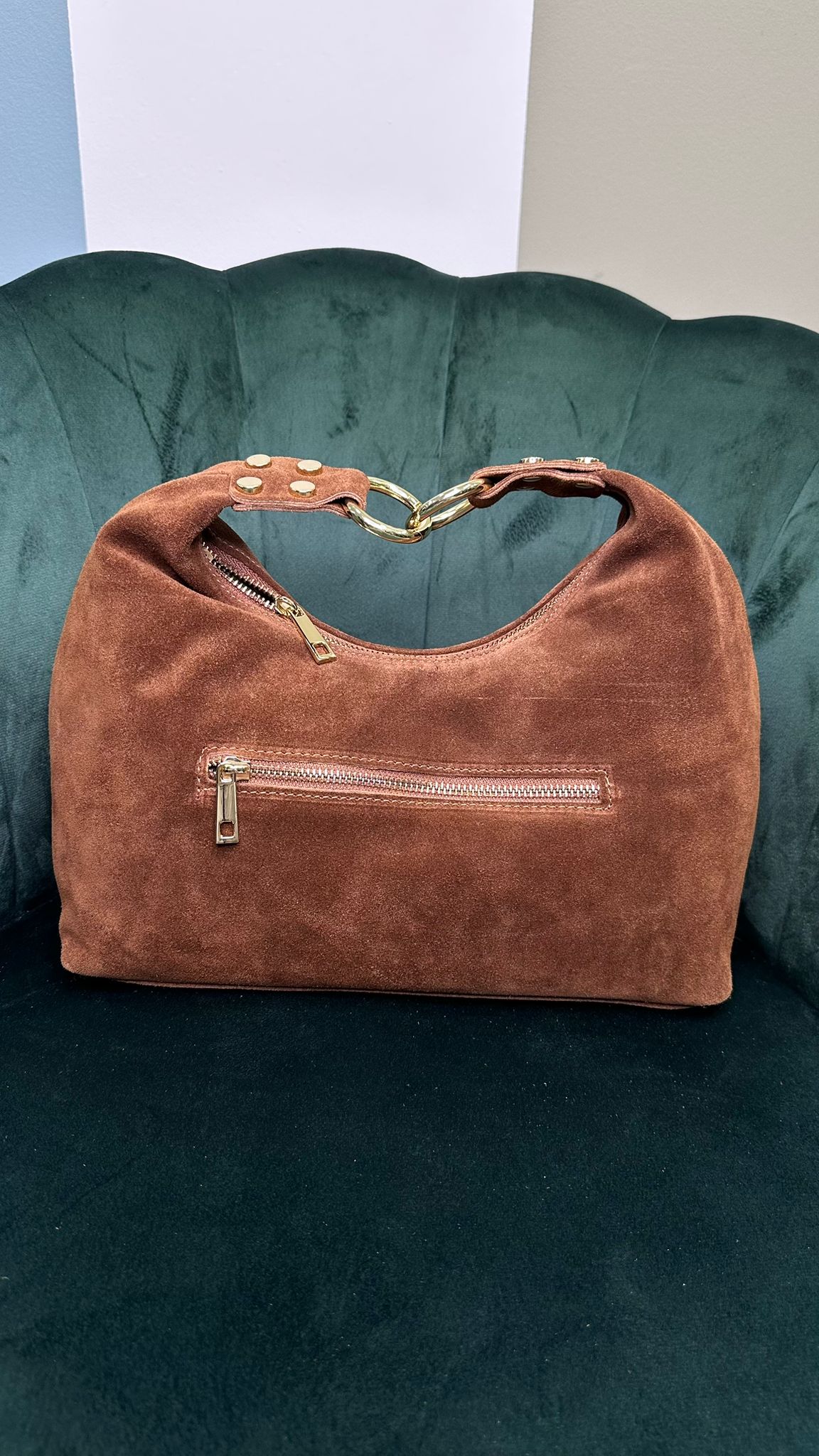 Borsa con anelli oro modello BS5309 in pelle scamosciata