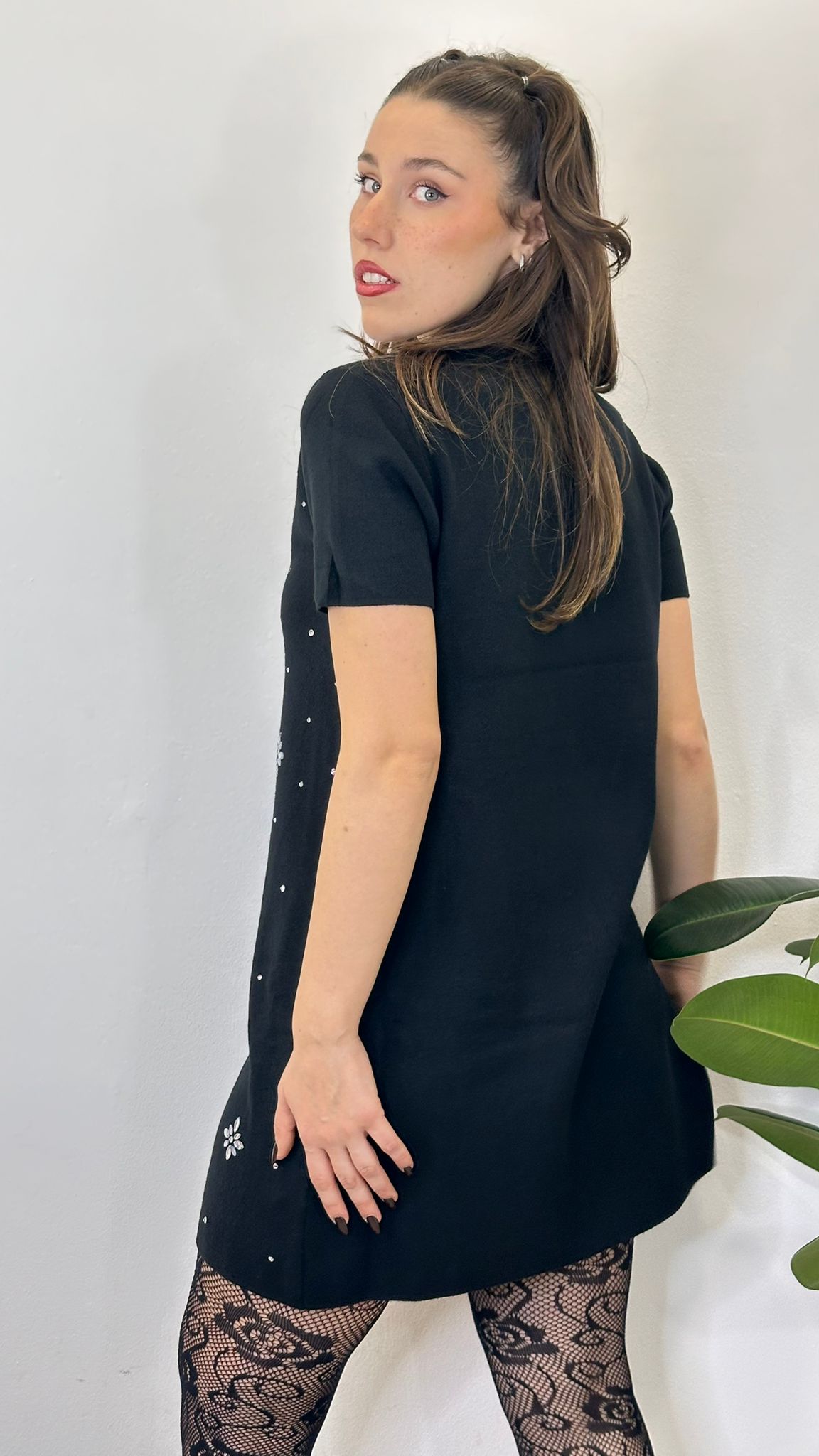 Abito "SNOW"in maglia con dettagli in strass